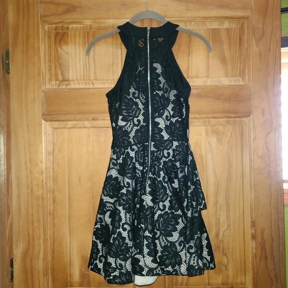 Windsor Black Lace High Neck Layered Mini Dress - Picture 4 of 6
